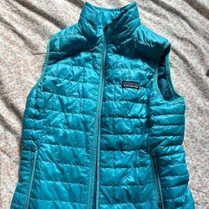 Women’s size small Patagonia vest blue